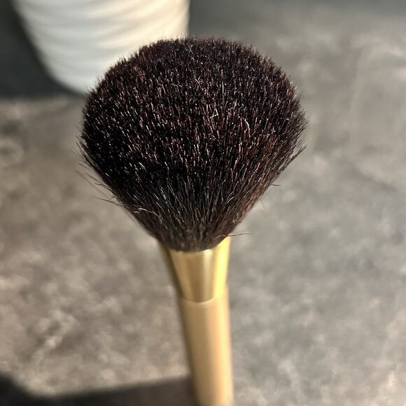 Estee Lauder Full Size Gold Face Powder Brush - Picture 4 of 6